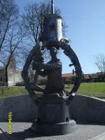 Памятник Александру Маринеско, набережная Маринеско