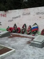 Мемориал - памятник погибшим землякам в поселке Бабынино, Россия, Калужская область, Бабынинский район, поселок Бабынино