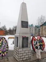 Стела погибшим односельчанам-героям, Староникольская улица
