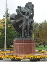 Памятник «Победа в Отечественной войне», улица Победы