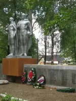 Памятник воинам, погибшим в ВОВ, Россия, Кировская область, Верхнекамский район, поселок Рудничный, улица Мира