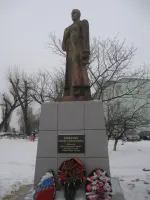 Памятник маршалу Рыбалко П.С., Февральская улица