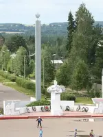 Монумент воинам-мелитопольцам, Советская улица