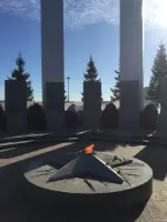 «Журавли» - мемориал участникам погибшим в Великой Отечественной войне (Верхняя Пышма), улица Ленина