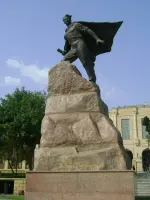 Памятник Мехти Гусейнзаде (Баку), Азербайджан, Баку