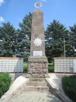 Памятный знак землякам, погибшим в годы Великой Отечественной войны, Памяти-Героев переулок
