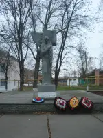 Обелиск землякам, погибшим в годы Великой Отечественной войны, Октябрьская улица