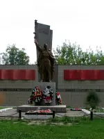 Памятник воинам-мурыгинцам, погибшим в годы ВОВ, Комсомольская улица
