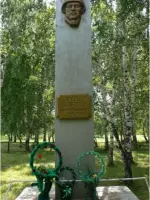 Памятник воинам-односельчанам, павшим в 1941-1945 гг., улица Бениваленского