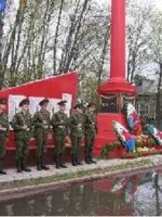 Обелиск Победы, улица Ленина