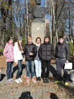 Памятный бюст А.Е. Боровых, Первомайский парк