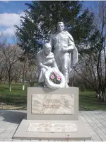 Памятник односельчанам, погибшим в годы Великой Отечественной войны с. Алексеевка Октябрьского района Ростовской области, Россия, Ростовская область, Октябрьский район