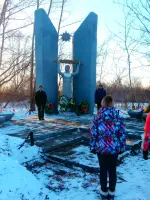 Памятник воинам ВОВ, Россия, Новосибирская область, Краснозерский район, село Нижнечеремошное