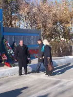 Обелиск армизонцам, погибшим в годы Великой Отечественной войны в селе Армизонском Армизонского района Тюменской области, улица Куйбышева
