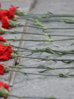 Монумент Вечной Славы, Московская улица