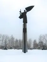 Памятник воину-освободителю, Уральская улица