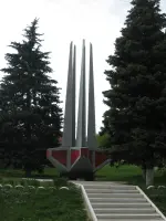 Стела Землякам, Р-186