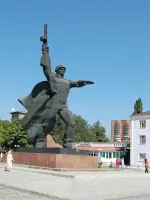 Памятник Солдату-освободителю, г. Шахты, Советская улица