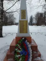 Памятник в деревне Шарапово, Россия, Московская область, Сергиево-Посадский район, деревня Шарапово