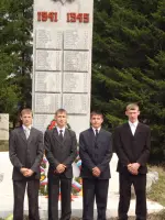 Памятник погибшим воинам-односельчанам, улица Семилетка