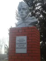 Бюст Героя Советского Союза С.М. Смоленского, Россия, Белгородская область, Волоконовский район, село Волчья Александровка