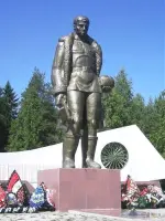 Мемориал в честь красновишерцев, погибших в годы Великой Отечественной войны (Вишерский Алеша), улица Дзержинского