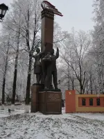 Памятник "Победители", улица Радина
