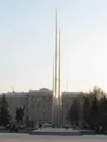 Памятник «Три штыка», проспект Ленина