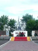 Монумент Славы, Советская улица