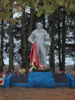 Куженкинское братское воинское захоронение, Россия, Тверская область, Бологовский район, поселок Куженкино