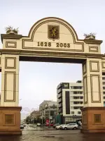 Триумфальная арка, проспект Мира