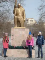 Мемориал памяти работникам ЛВРЗ, погибшим в Великой Отечественной войне, площадь Славы