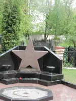 Мемориал "Вечный огонь" и братская могила на Раевском кладбище в Москве, Олонецкий проезд