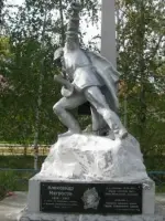 "Памятник Александру Матросову в городе Коряжма", улица Гоголя