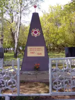 Памятник погибшим в годы Великой Отечественной войны, Россия, Республика Татарстан, Альметьевский район, село Дербедень