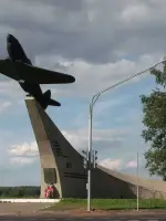 Мемориал «Защитникам московского неба», Центральная улица