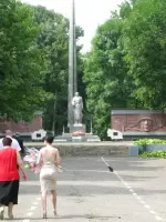 Мемориальный комплекс Воинской славы, Октябрьская улица