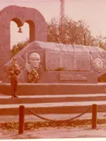 Памятник «Павшим и замученным» в г. Морозовске, Коммунистическая улица