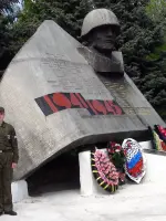 Памятник воинам, погибшим в годы Великой Отечественной войны, Каменное поле