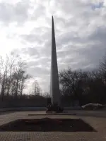 Обелиск воинам-рошальцам, погибшим в Великой Отечественной войне 1941-1945 г.г., улица Косякова