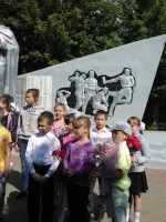 Памятник погибшим воинам округа в селе Пушкарное Белгородского района Белгородской области, Луговая улица