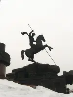 
        Монумент Победы, площадь Победы