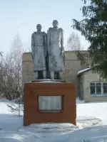 Памятник в селе Гарт, Россия, Республика Мордовия, Большеберезниковский район, село Гарт