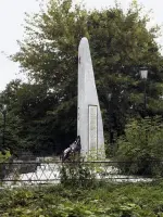 Мемориал в честь 87-ми воинов, не вернувшихся с полей сражений Великой Отечественной войны, Россия, Московская область, Чеховский район, село Молоди