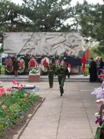Братское воинское захоронение, Россия, Ростовская область, Кагальницкий район, село Новобатайск