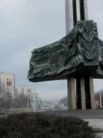 Памятник героям-доваторцам, улица Южный Обход