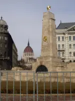 Мемориал советским воинам-освободителям площадь Свободы, Венгрия, Будапешт, Будапешт, Szabadság tér