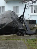 Мемориальный камень в память о героях штурма Пиллау, Морской бульвар