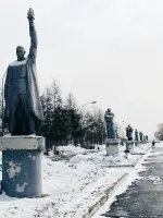 Композиция из семи скульптур, Россия, Красноярск, микрорайон Зеленая Роща