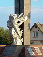 Братская могила 399 советских воинов, Сумская улица